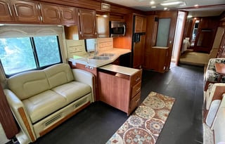 Fully-Loaded & in Good Condition!