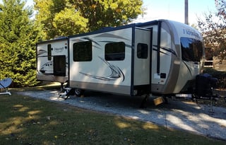 2018 Flagstaff 832FLBS