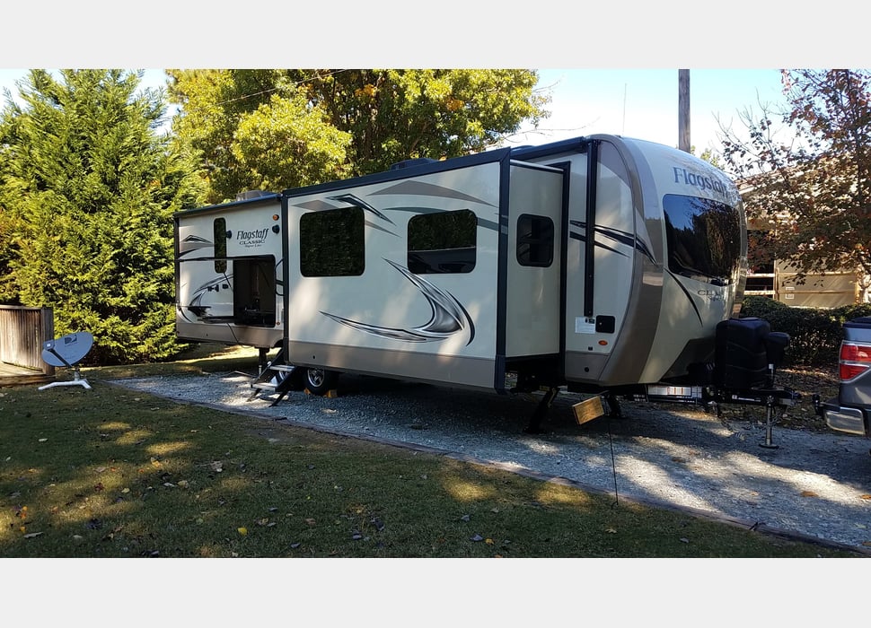 Travel Trailer rentals in Dallas