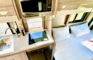 2022 Thor Luxury Family Adventure Van -  Sleeps 4!