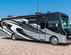 Entegra Coach Emblem 36U