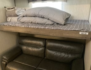 Forest River RV Sabre 38DBQ