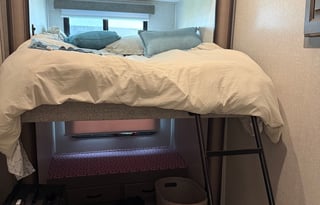Special Labor Day Pricing!!! 5th Wheel Living