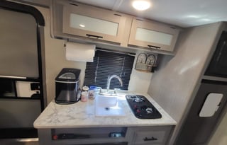 Fun Camper for Small Families Fully Stocked