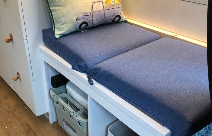 Comfy bench with extra storage