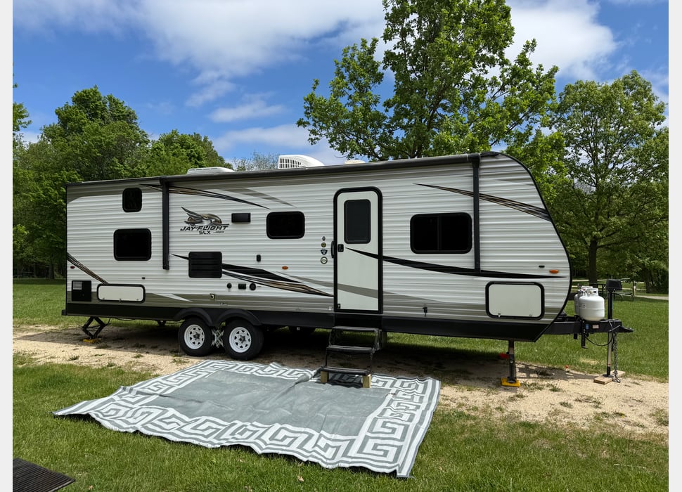 Travel Trailer rentals in Bellevue