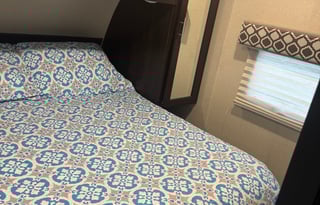 Betsy Ross - Kid Friendly and Pet Approved