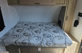 Light & Easy Tow Bunkhouse offering Delivery!