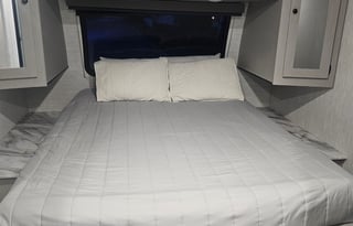 2025 Coachmen RV Apex Ultra-Lite 266BHS - "Trey"