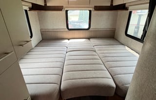 B & L's Adventure-Mobile!  Travel in STYLE!