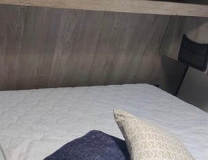 Keystone RV Springdale 275BH