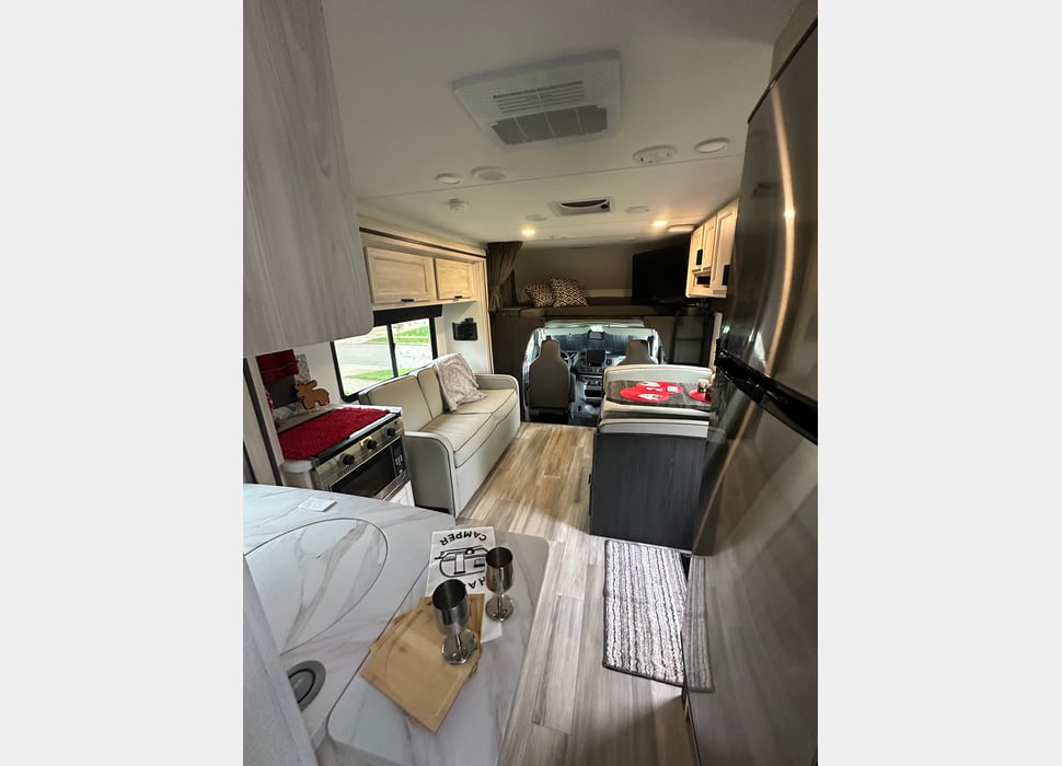 Class C Motor Home rentals in Akron