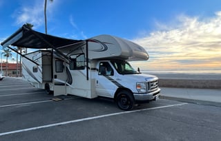 29B Thor Luxury 10 Sleeper Bunks 2 SlideOuts! Wifi