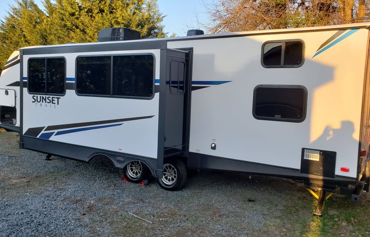 Slide out with lots of space