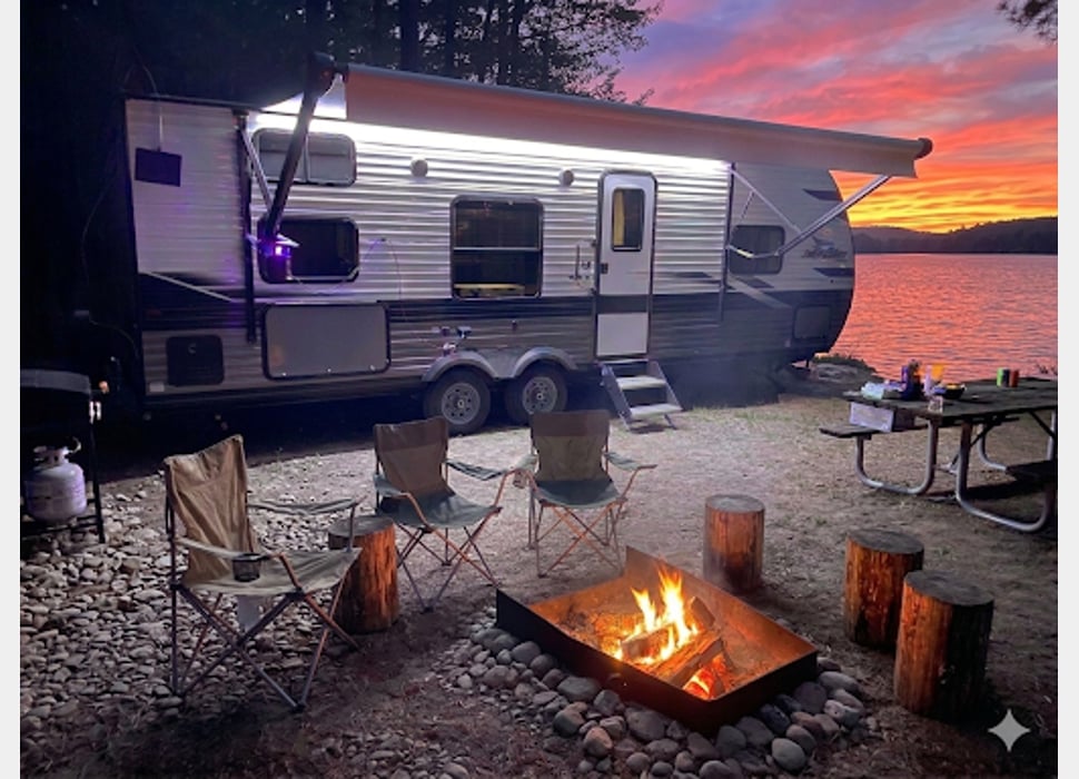 Travel Trailer rentals in Poplar Grove