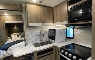 2022 Grand Design 2400BH - Sleeps 8, Pet Friendly