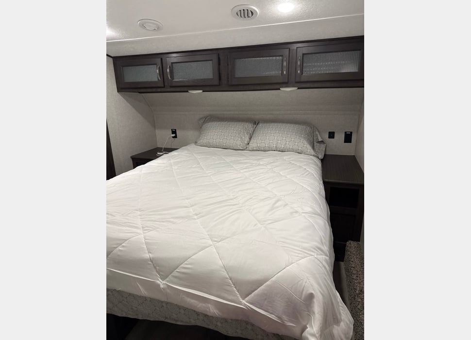 Fifth Wheel rentals in Oxford