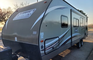 2017 Dutchmen Coleman Lantern LT Series