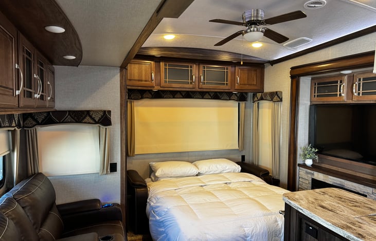 Sofa couch turns into a full/queen. Mattress gel foam topper very comfortable!  All sheets, blankets, pillows included.