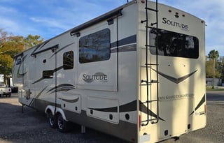 2021 Solitude 375RES-R