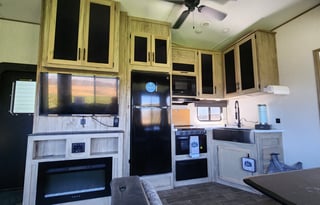 2022 Forest River RV Cherokee Arctic Wolf 287BH