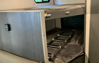 Fantastic light camper, family friendly!