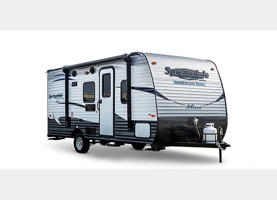 Travel Trailer rentals in Applegate