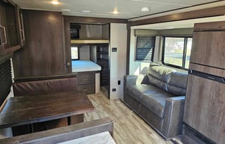Stella's "love of the wild" Grand design Xplor