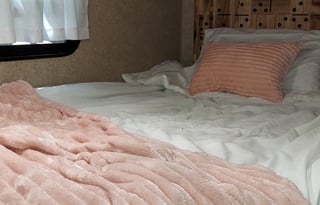 Renovated Vacation Ready Super Clean Delivery Only