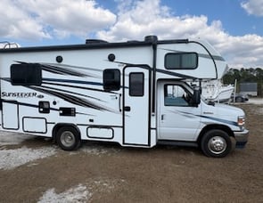 Forest River RV Sunseeker LE 2150SLE Ford