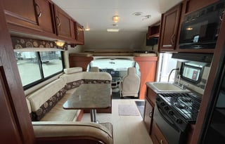 2015 Winnebago Minnie Winnie 22R