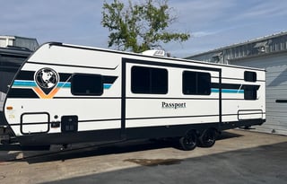 2025 Keystone Passport Classic 33ft Family Getaway