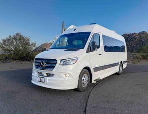 Grech RV Strada-ion Tour