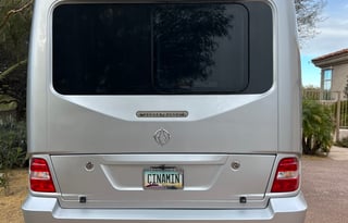 2019 Leisure Travel Serenity 24CB - Rent Cinnamon!