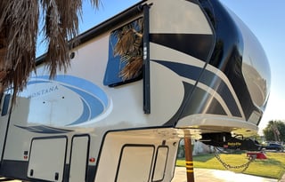 Turn Key stocked 38' upgraded unit sleeps four.