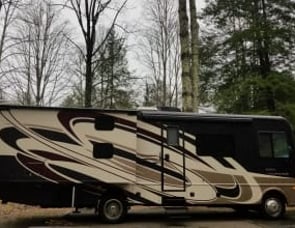 Holiday Rambler Admiral 32H