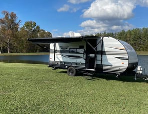 Forest River RV Wildwood FSX 177BH
