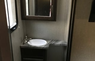 2019 Grand design Momentum 351