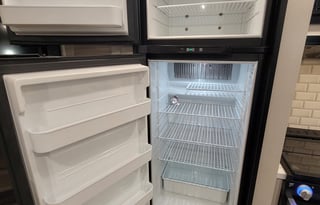 "Glacier" Happy Glamper