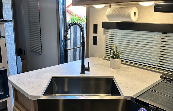 Large kitchen sink