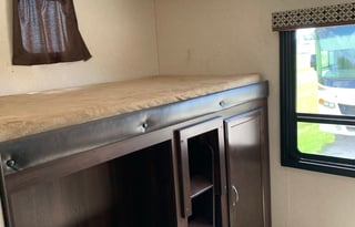 JBL Camping! 2018 Jayco Jay Flight sleeps 10