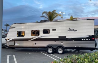 Like New: Bunked RV w/ Solar Sleeps 10