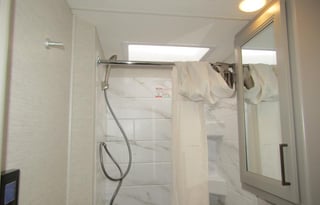 2025 Thor Chateau 21Z - Spacious Class C RV-GLG04