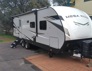 Highland Ridge RV Mesa  Ridge Lite MR241BH