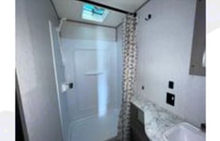 WEEKEND WANDERER -- FREE DELIVERY WITH 2 NIGHT MIN