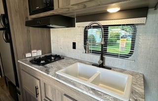 2022 Gulf Stream RV Kingsport Ultra Lite 248BH