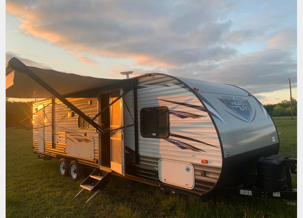 Travel Trailer rentals in Forney