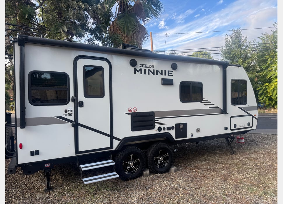 Travel Trailer rentals in Fallbrook