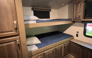 2022 Keystone RV Cougar Half-Ton 34TSB