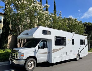 Thor Motor Coach Ford Majestic 28A